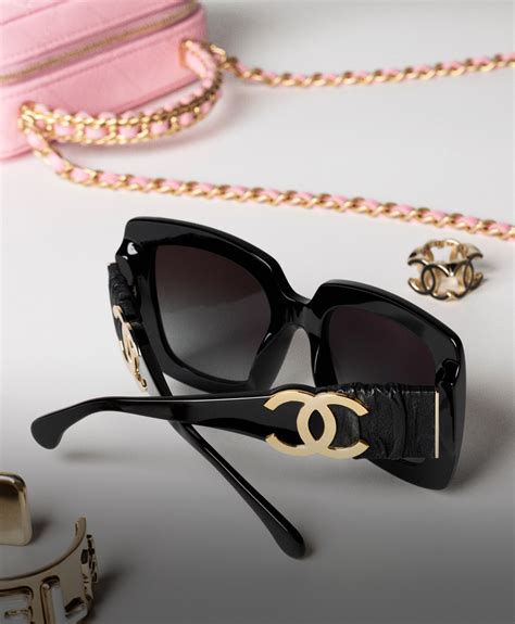 lunette de soleil chanel femme 2021|lunette soleil femme Chanel 2018.